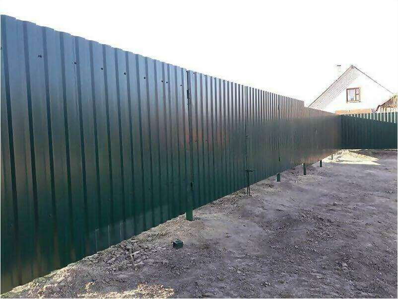 Забор, ворота, калитка из зеленого профлиста 150м фото 5 в Казахстане