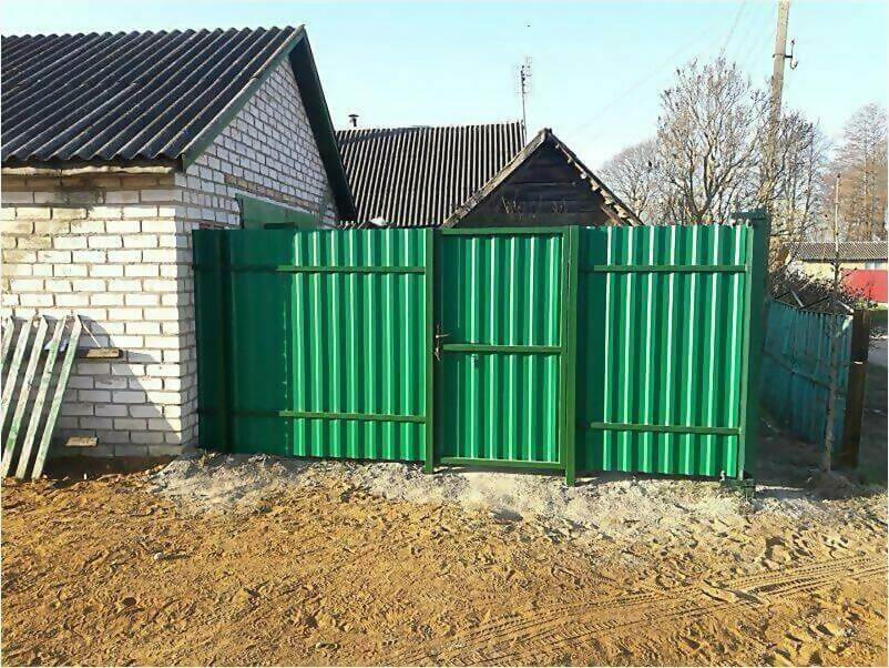 Забор, ворота, калитка из зеленого профлиста 150м фото 1 в Казахстане