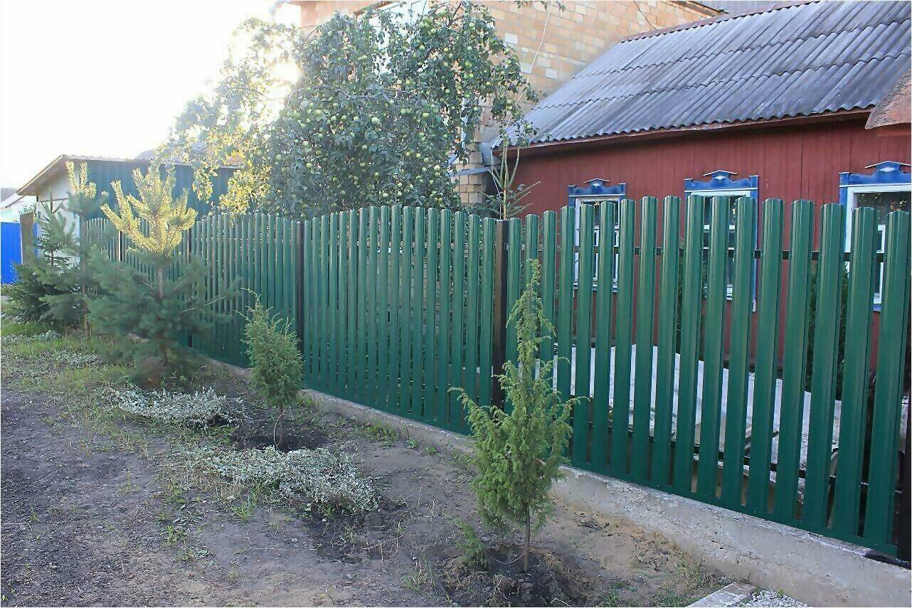 Забор из штакетника 60м фото1 в Казахстане