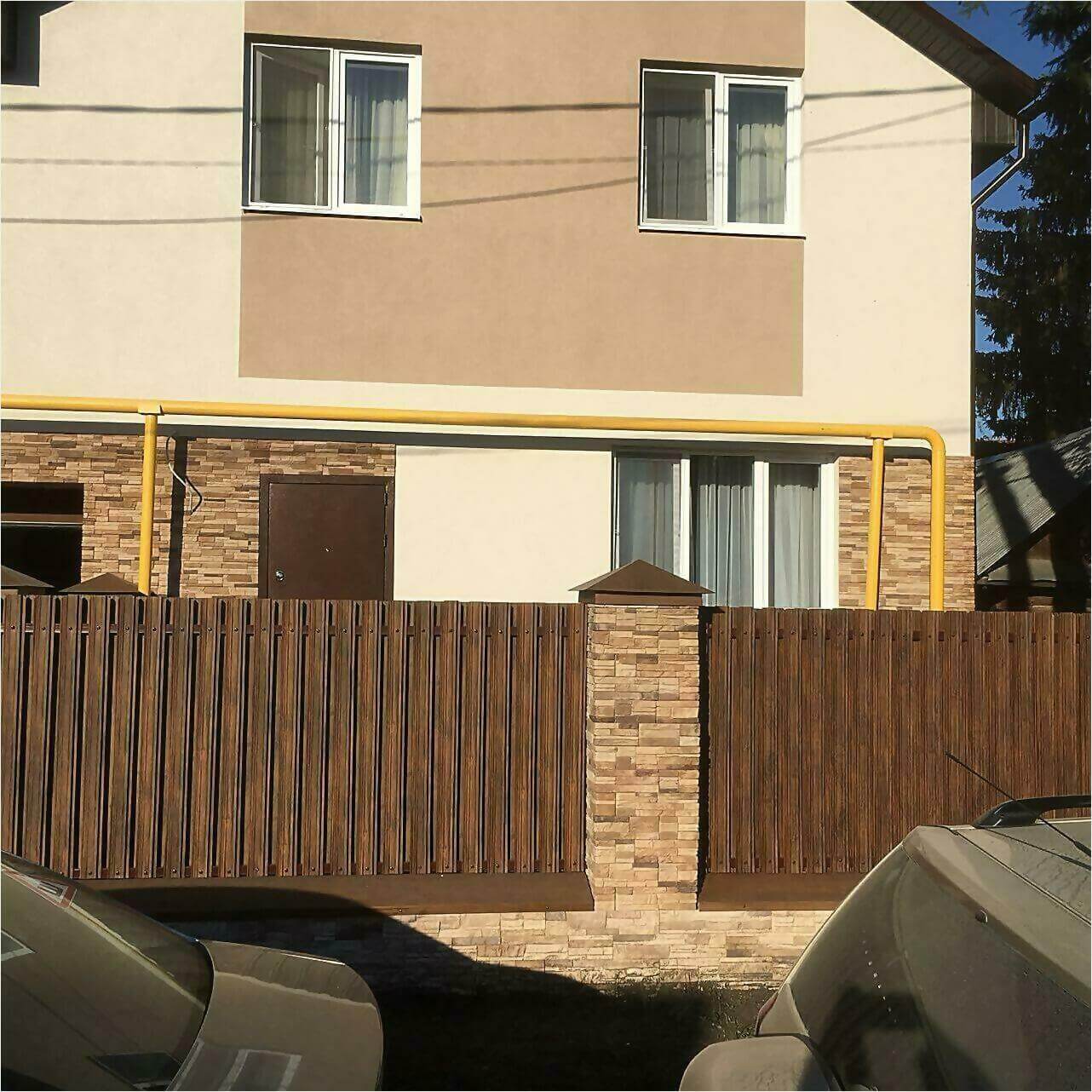 забор из штакетника 70м каштан фото1 в Казахстане