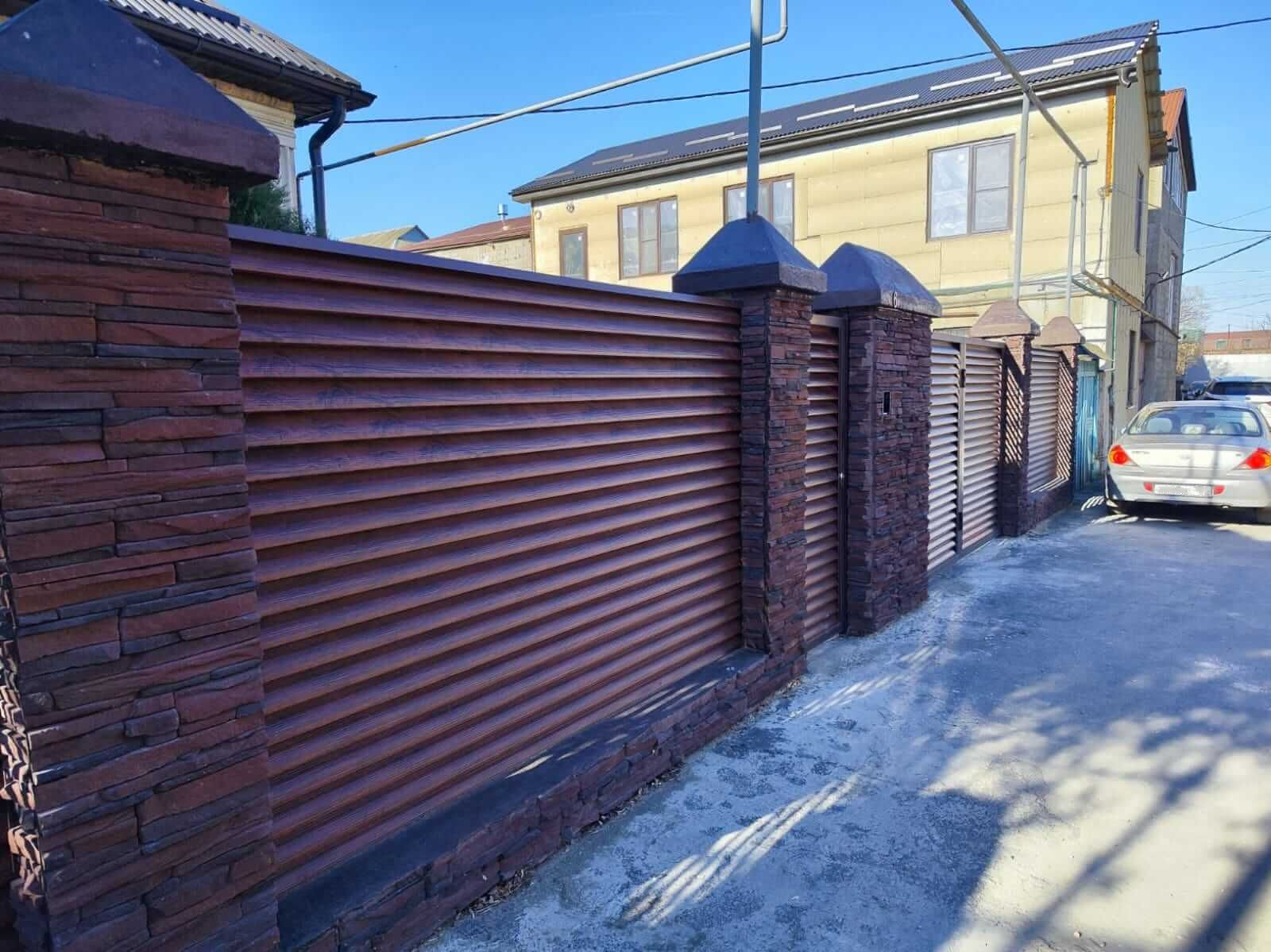 Забор с ламелями Еврожалюзи 43м Красный Каштан Printech фото 1 в Казахстане