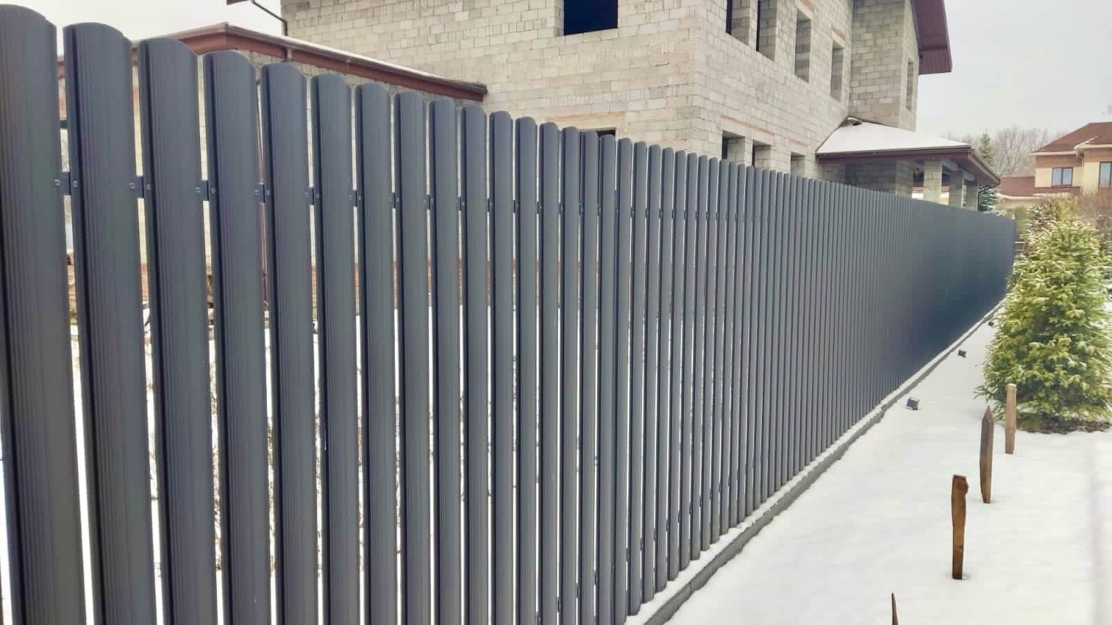 Забор из евроштакетника 33м RAL7024/7024 Серый Графит двусторонний МАТТЕ в Казахстане