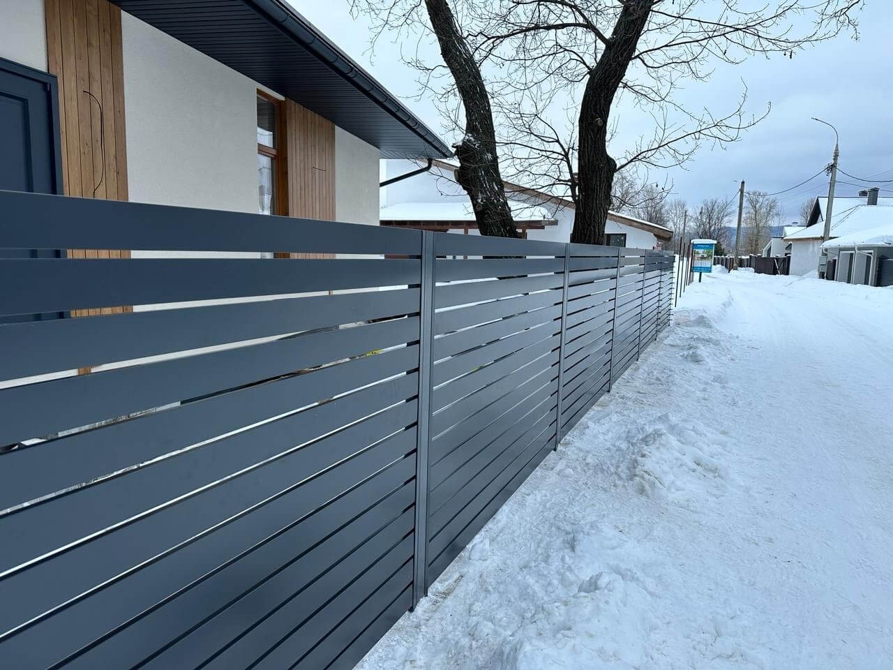 Забор-ранчо из металлопланкена 37м RAL7024 Серый Графит фото 5 в Казахстане