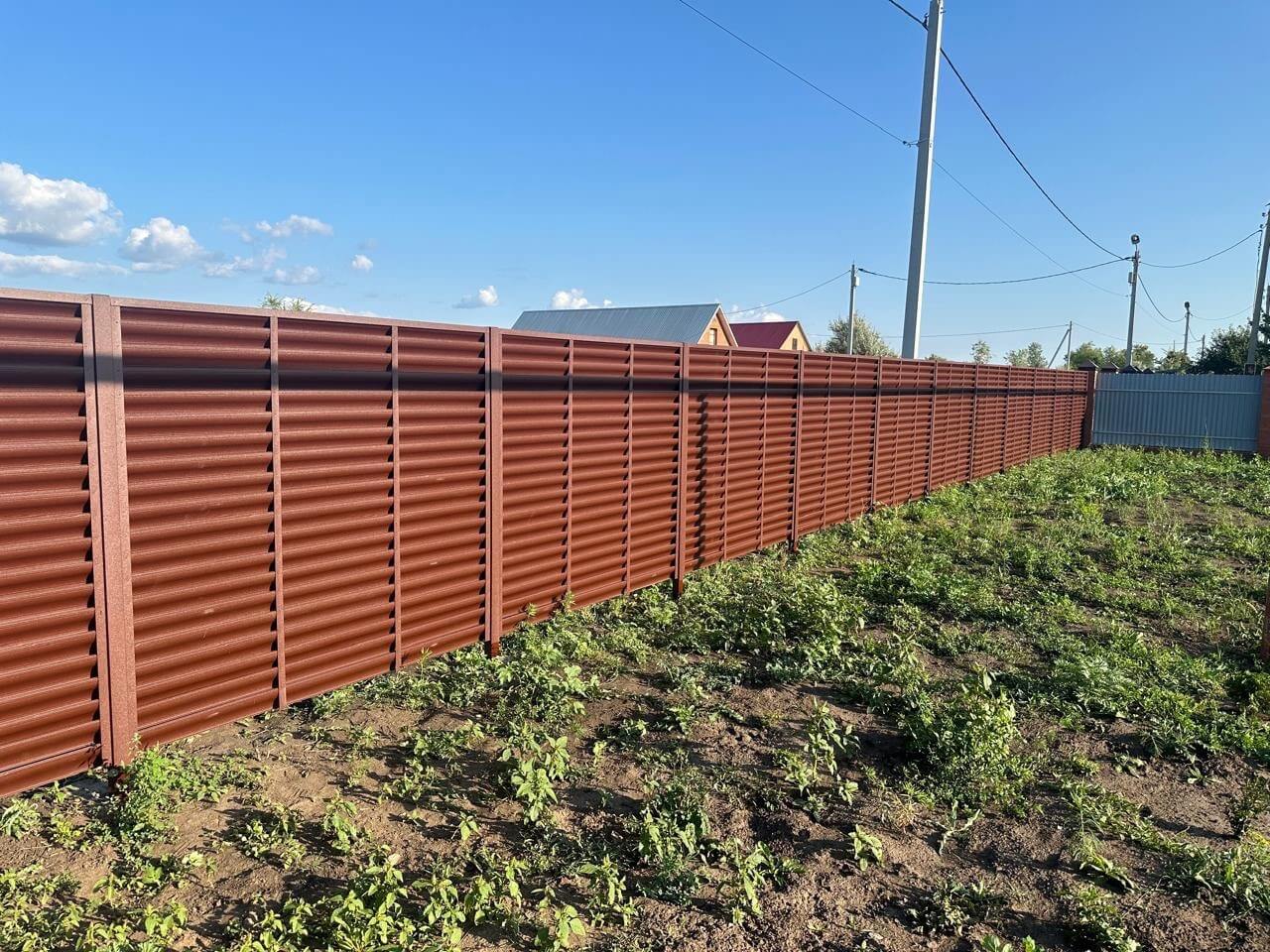Забор из ламелей Еврожалюзи 53м RAL8017/8017 Шоколад двусторонний МАТТЕ в Казахстане