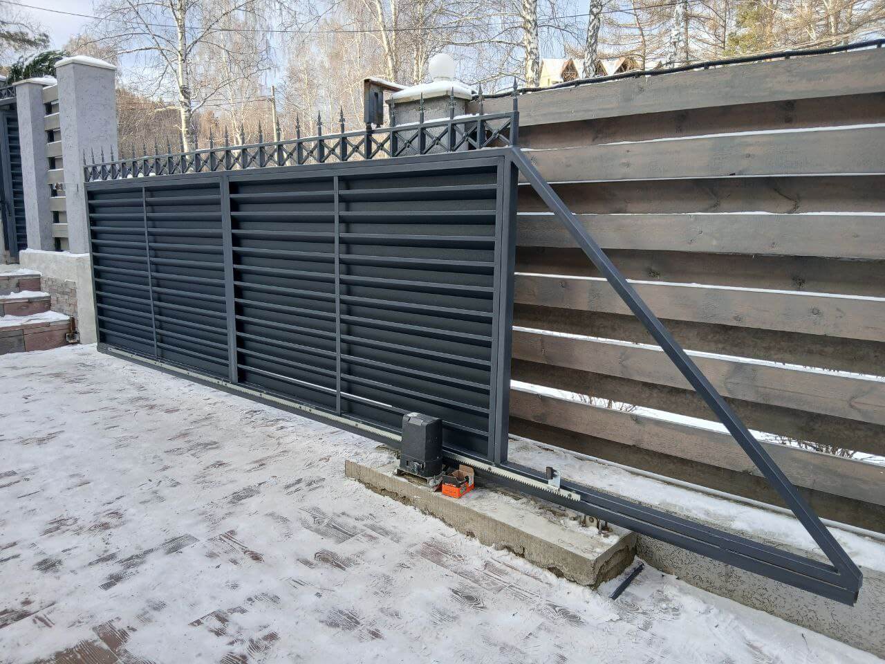 Входная группа из ламелей Хай-Тек RAL7024/7024 Серый Графит двусторонний МАТТЕ фото 23 в Казахстане