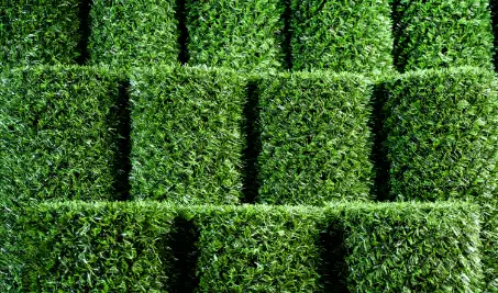 Нужен бесплатный расчет забора Grass Fence из искусственной травы в Казахстане?