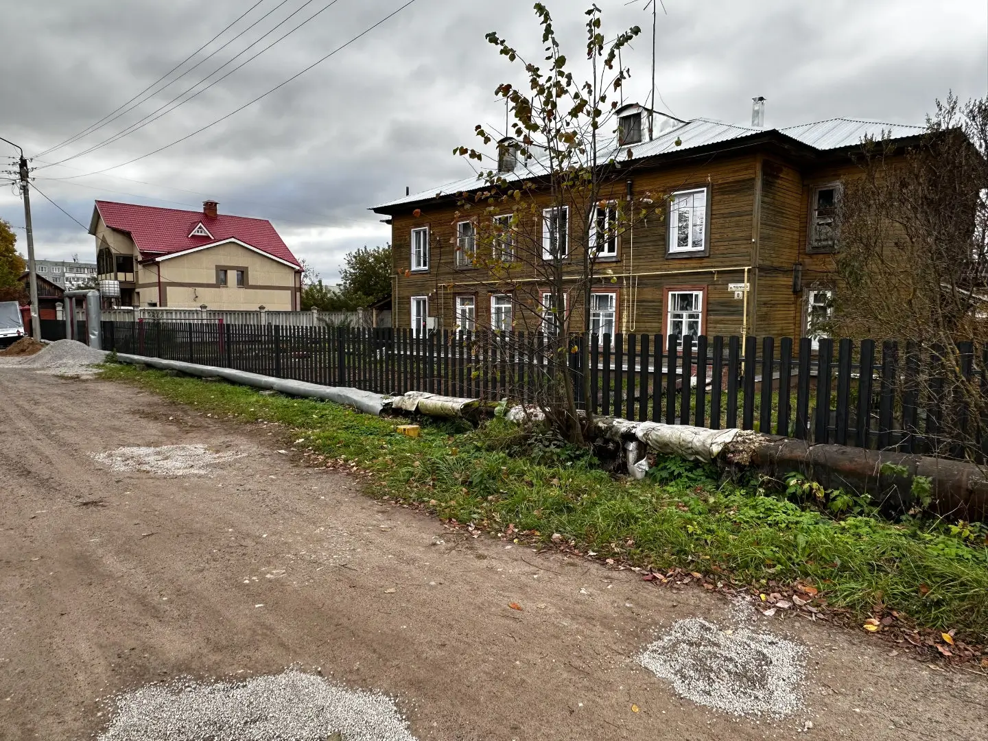 Забор из евроштакетника 63м Черное Дерево 3D Принтек фото 2 в Казахстане