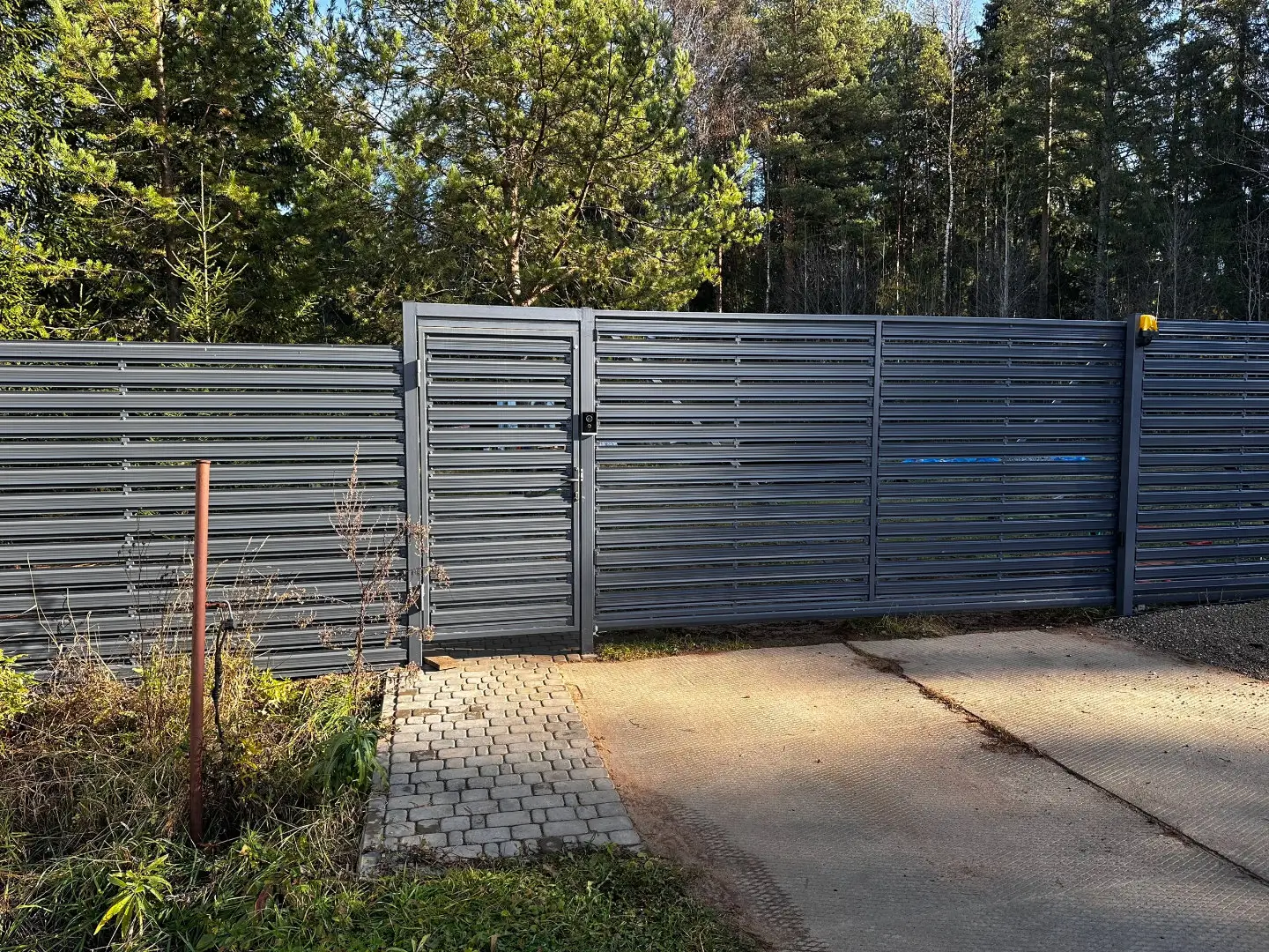 Забор-ранчо из евроштакетника 10м RAL7024 Серый Графит в Казахстане