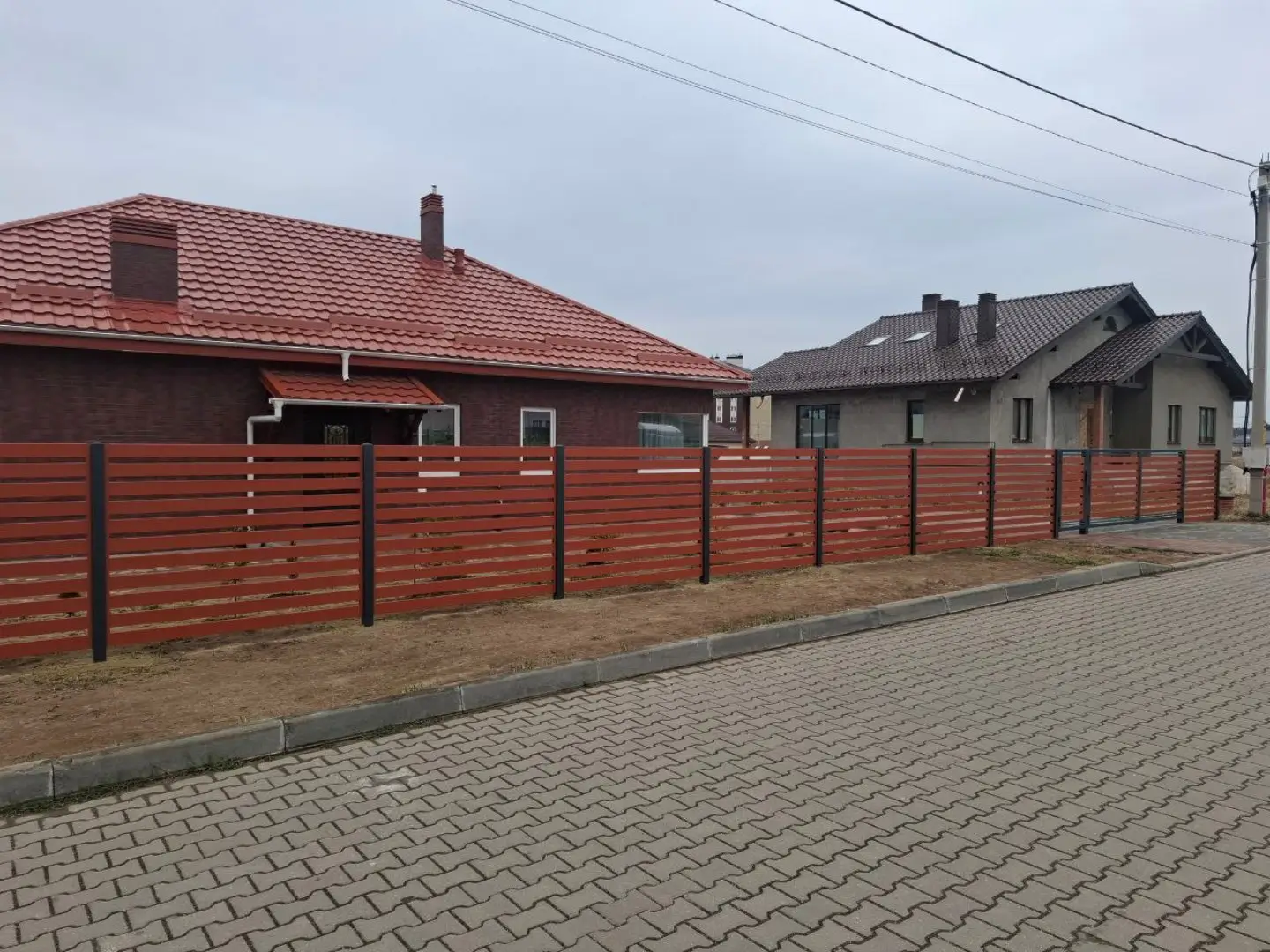 Забор-ранчо из металлопланкена 18м RAL8004 Терракотовый фото 1 в Казахстане